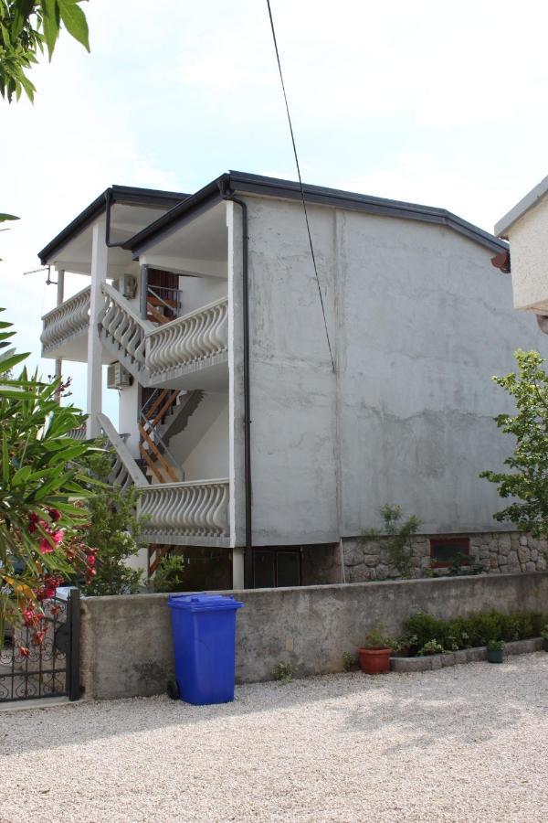 Apartments With A Parking Space Starigrad, Paklenica - 6618 Exterior photo
